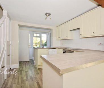 2 bedroom end of terrace house to rent - Photo 4