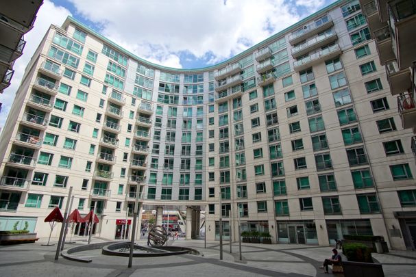 Anchor House, 21 St George Wharf, London SW8 - Photo 1