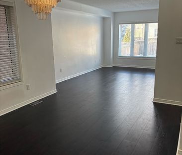 For Lease - 48 Gecko Court, Brampton, Ontario - Photo 2