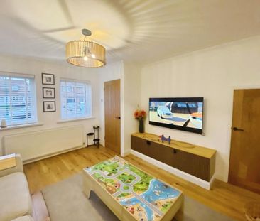 2 bedroom semi-detached house to rent - Photo 2