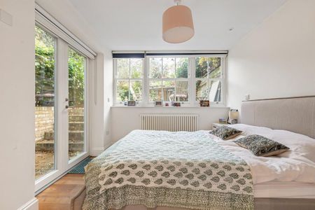 2 bedroom maisonette to rent - Photo 5