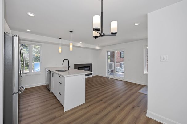 For Lease - 100 Casita Private N/A, Orleans - Convent Glen and Area, Ontario - Photo 1