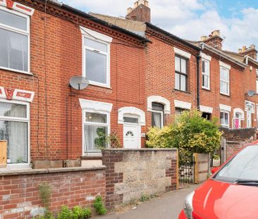 3 bedroom terraced house to rent - Photo 1