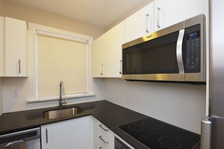 143 Arlington Avenue - Photo 4