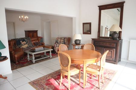 Location Appartement 5 pièces 134m² - Photo 4