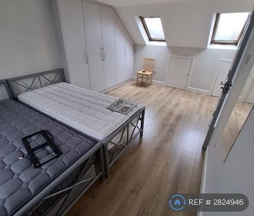 6 bedroom semi-detached house to rent - Photo 5