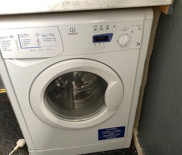 Studio Flat, Cambrian Terrace, LS11 - Photo 5