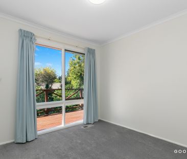 5 Flower Place, Melba ACT 2615 - House For Rent | Domain - Photo 2