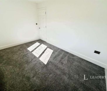 Manor Road, Folksworth, Peterborough, Cambridgeshire, PE7 - Photo 4