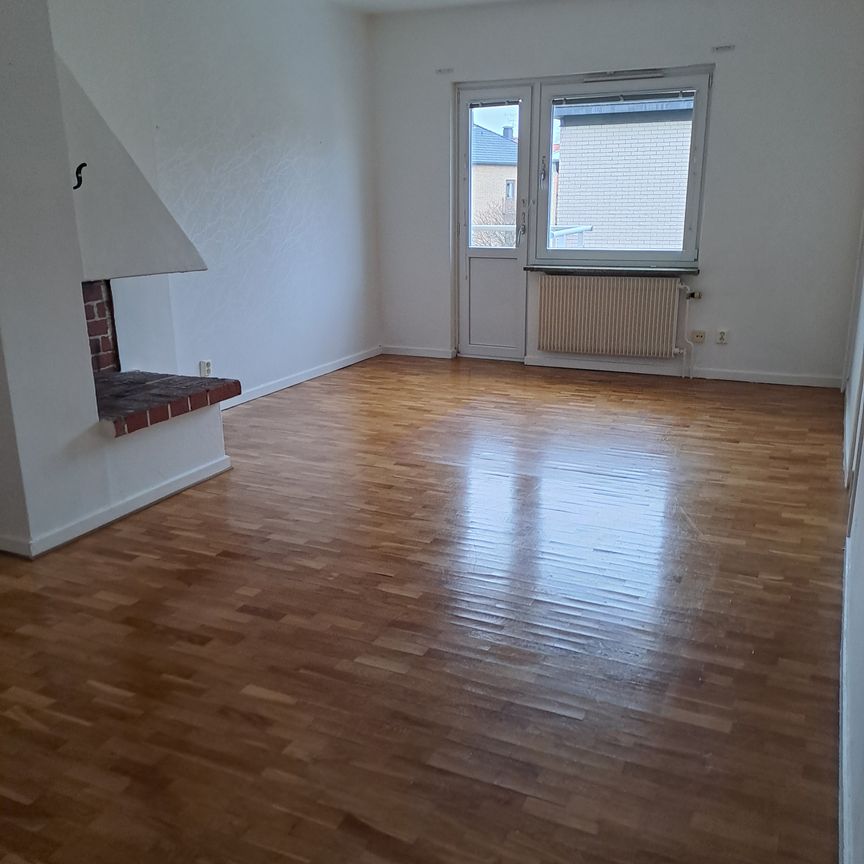 Fördelningsgatan 44 - Foto 1