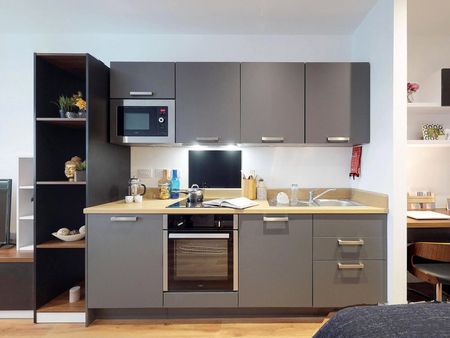 Apt 23, Gravity Residence - Photo 5
