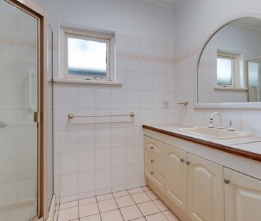 Refreshed Coastal Home | Stroll to water and shops - Photo 3