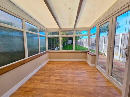 Northdown Road, Broadstairs, CT10 - Photo 2