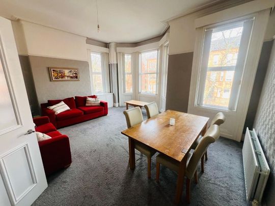 Apartment 2, 73 Eglantine Avenue, Belfast BT9 6EW - Photo 1