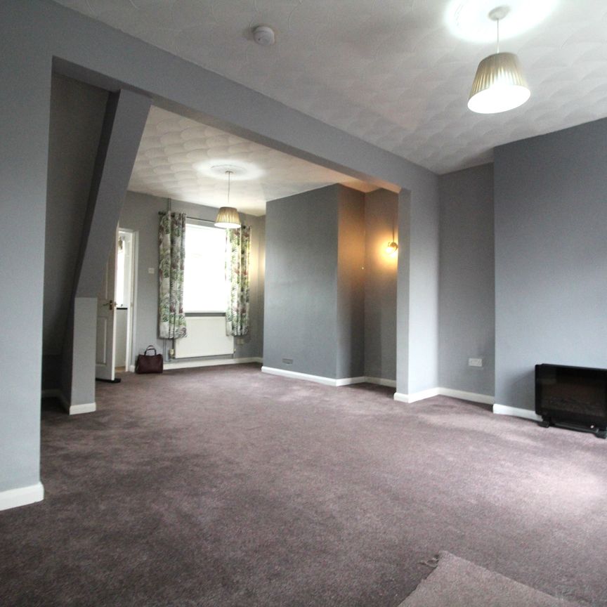 96 School Street, Church Gresley, Swadlincote, Derbyshire DE11 9QZ - Photo 1