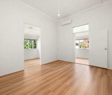 2 Bedroom Unit in Wooloowin - Photo 2