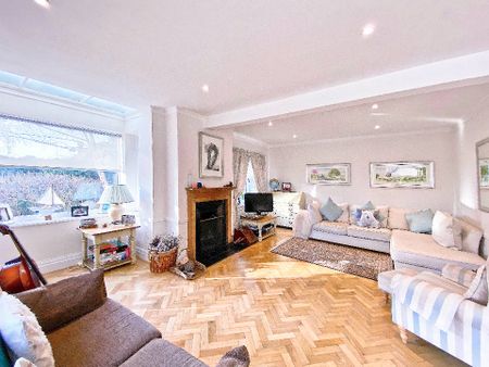 Golf Drive, Camberley, Surrey, GU15 - Photo 2