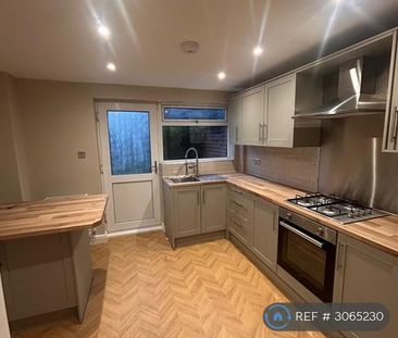 3 bedroom terraced house to rent - Photo 6