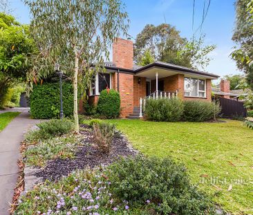 22 Greenways Road, Glen Waverley - Photo 1