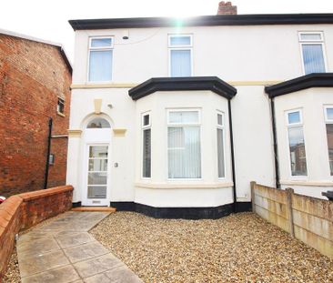 3 bedroom semi-detached house to rent - Photo 5