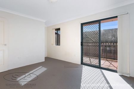 Security Apartment in convenient location - Photo 2
