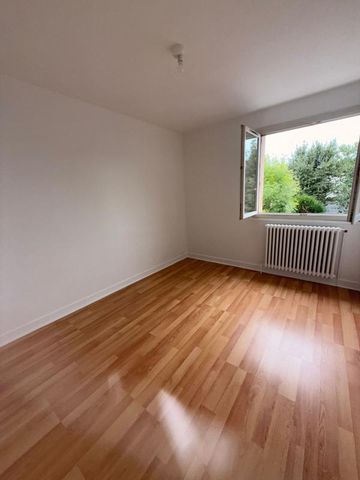Location Appartement 3 pièces 64m² LIVRY GARGAN 93190 - Photo 4
