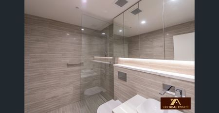 Luxury Three-Bedroom Apartment in NewLife Darling Harbour – Prime Location! - Photo 5