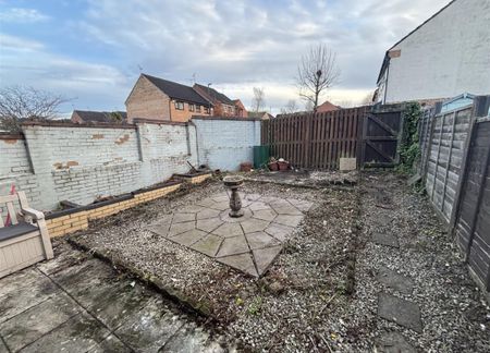 Rotherham Road Whitmore Park Coventry - Photo 2