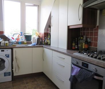 Newgate Close - Photo 3