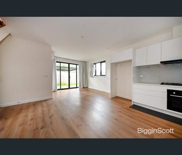 2/37 Anne Road, Knoxfield, Vic 3180 - Photo 4