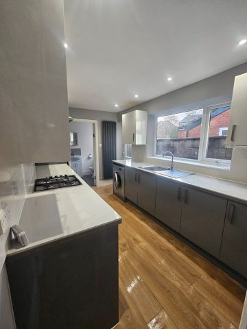 2 Bed Terraced House, Pope Street, L20 - Photo 5