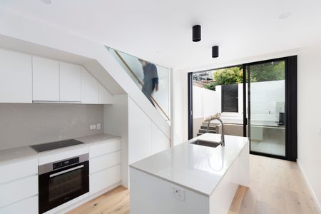 31 Junction Street, Glebe NSW 2037 - Terrace For Rent | Domain - Photo 2