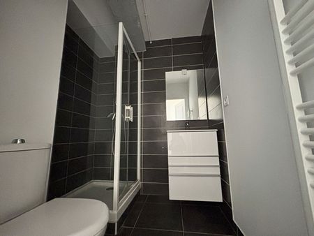 Location Appartement 2 pièces 41m² - Photo 4