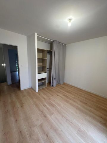 Location Maison 8 pièces 170m² VILLENAVE D ORNON 33140 - Photo 3