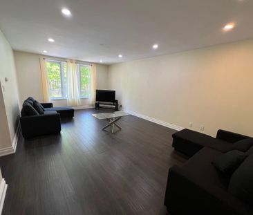 For Lease - 37 1/2 Cumberland Street, St. Catharines, Ontario - Photo 1