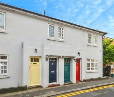 2 bedroom end of terrace house to rent - Photo 4