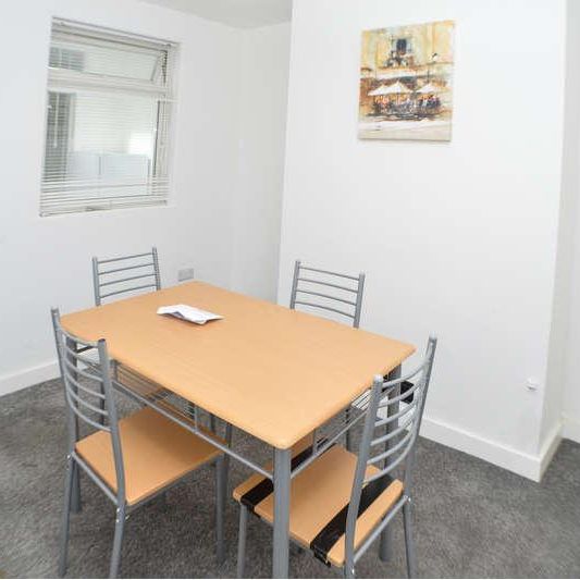 Rhode Lane, Bridgwater, TA6 - Photo 1
