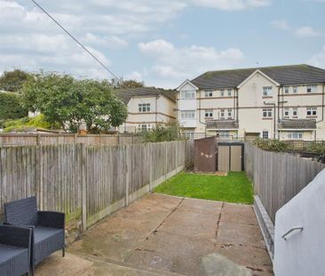 2 bedroom terraced house to rent - Photo 3