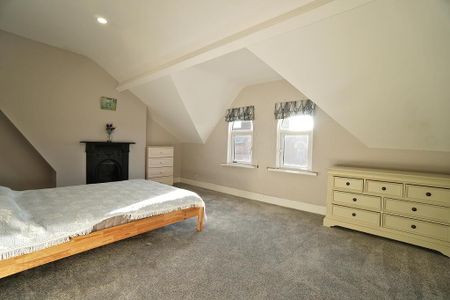 28 Lomond Avenue, Belfast, BT4 3AJ - Photo 5