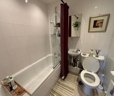 2 Bed Flat, Drummond Avenue, LS16 - Photo 6