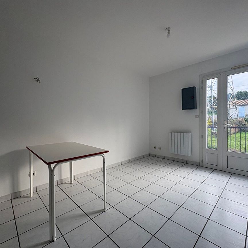 Appartement T2 LA COURONNE - Photo 1