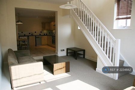1 bedroom maisonette to rent - Photo 3