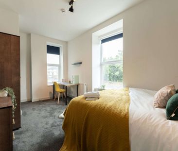 😁 Modern HMO in a great location 😁 Room 3 - Photo 5