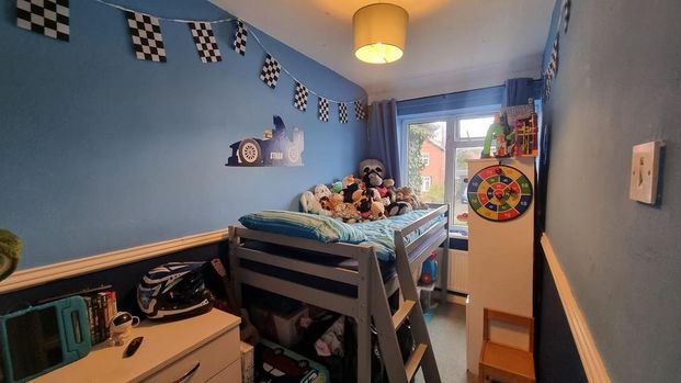 3 bedroom terraced house to rent - Photo 1