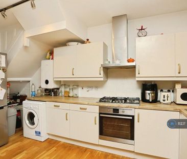 3 bedroom end of terrace house to rent - Photo 6