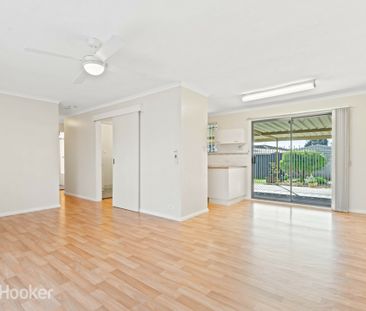 13 Kensington Way, Burton SA, Belconnen - Photo 2