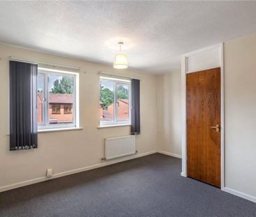 2 bedroom semi-detached house to rent - Photo 5