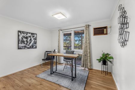 4 Hebden Street, Greensborough VIC 3088 - House For Rent | Domain - Photo 3