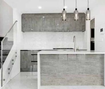 Near New Duplex, Available Now - Photo 5