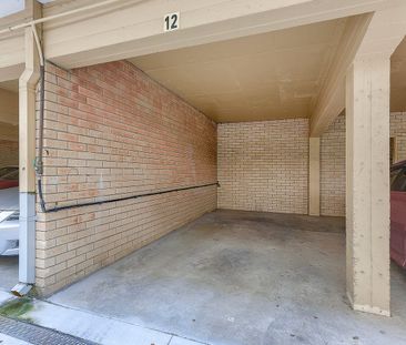 Updated Apartment in Prime Location! - Photo 5